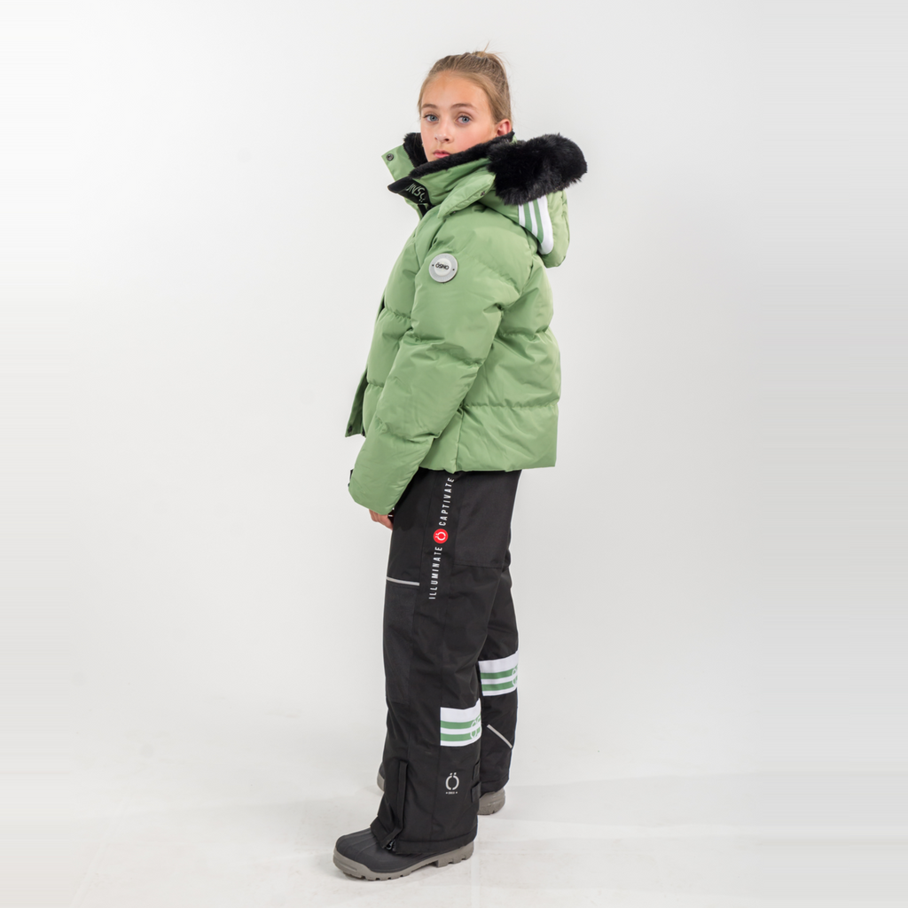 Nikki’s Cropped Ski Jacket & Pants Snowsuit